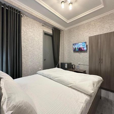 Byond Hotel & Hostel Tashkent Ngoại thất bức ảnh